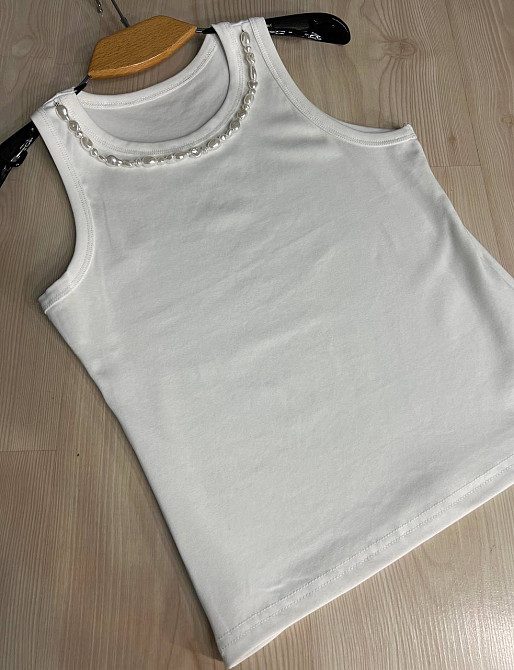Майка женская A-N 26062 с жемчужным ожерельем, белый, one size Киев - изображение 7