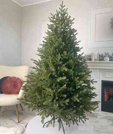 Искусственная елка Европейская (Светло-зеленая) 1.6м Киев