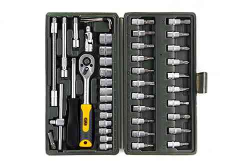 Набір торцевих насадок з тріскачкою CrV 1/4 (72 зубці) – 46 шт. Харків