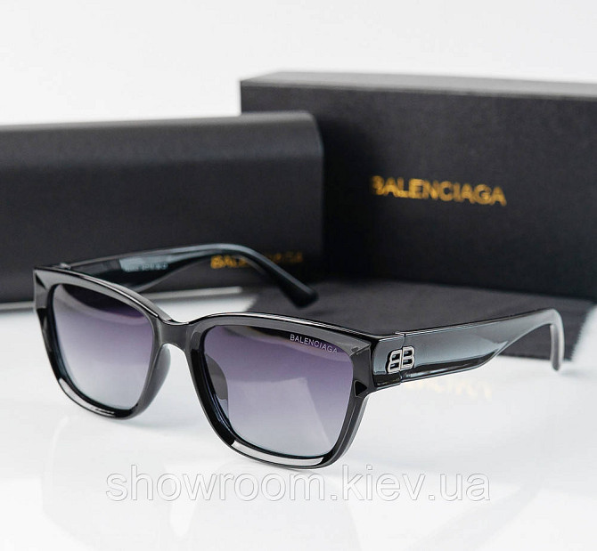 Сонцезахисні жіночі окуляри Balenciaga (03260) чорні Київ - фото 1