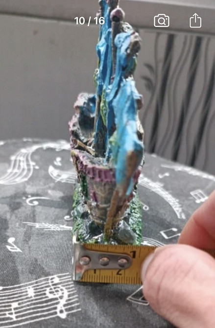 Декор для акваріума Затонувший кораблик з вітрилами 14 на 11 на 4 см різнобарвний Київ - фото 4