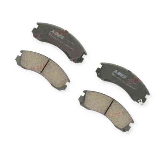 Колодки передние Митсубиси Лансер X, Паджеро тормозные Мукачево