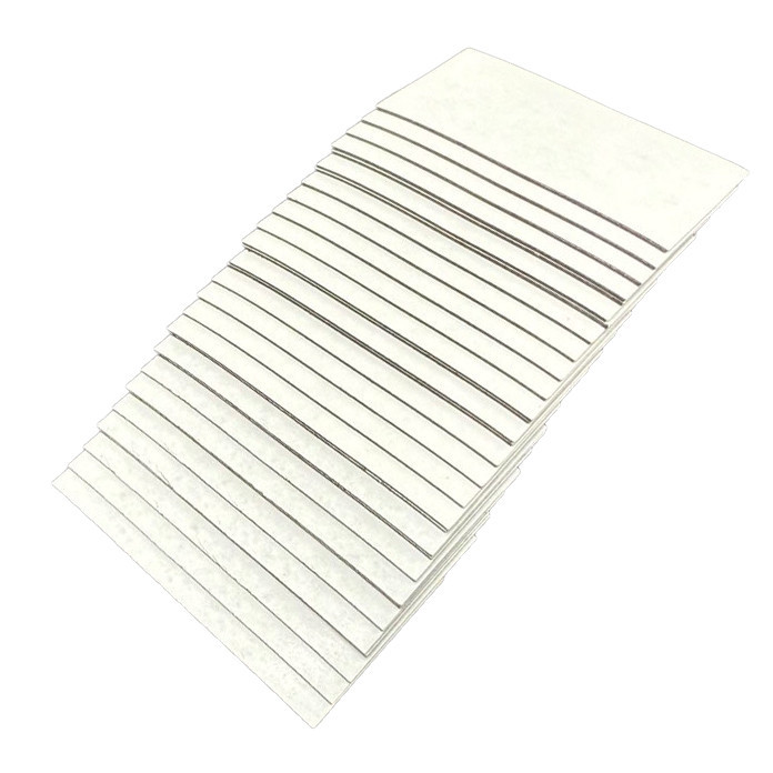 Магнітний вініл з клейовим шаром MVK30х60 розмір 30х60 мм 0,7 мм Вінниця - фото 1