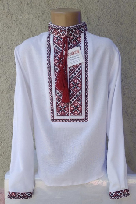 Вышиванка для мальчика Леонид с красным орнаментом Сумы - изображение 1