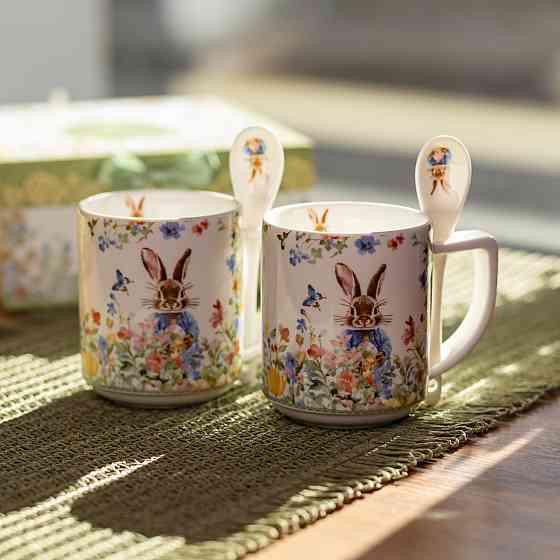 Набір подарункових чашок порцелянових Garden Rabbits 2 штуки по 300 мл із ложками HP-7323-3 Коломия
