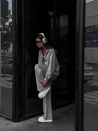 Женский прогулочный костюм двойка: кофта и штаны из плюшевого велюра Серый, 46/48 Одесса