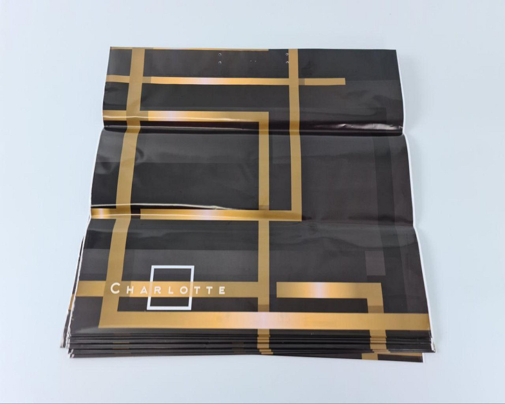 Полиэтиленовый пакет (40х40) с пластиковой ручкой