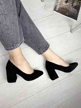 Nivelle Туфлі жіночі NIVELLE чорні натуральна замша каблук 9 см 36-39 (3153) Коломия