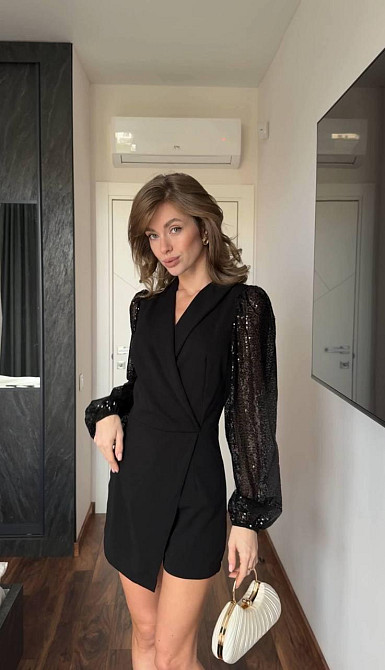 Жіночий стильний привабливий  комбінезон з пайєтками креп дайвінг Одеса - фото 3