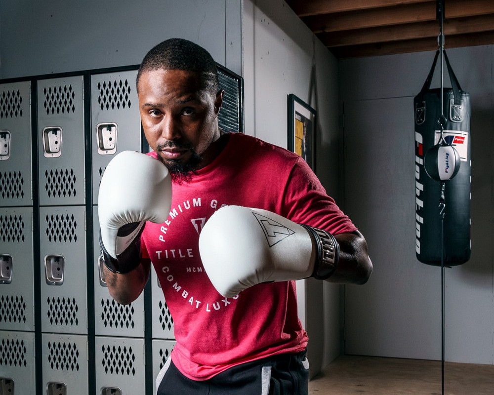 Перчатки боксерские для бокса и единоборств профессиональные оригинальные TITLE Boxing 12 унций белые Киев - изображение 9