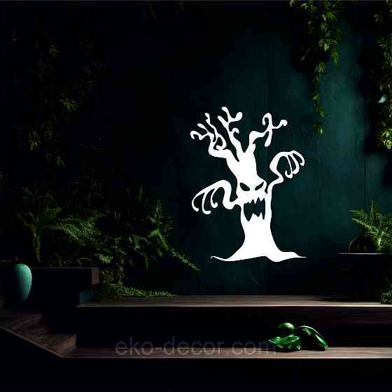 Декоративне настінне Панно «Хелловіїн, силует дерева», Декор на стіну 70*52 см, Білий Київ