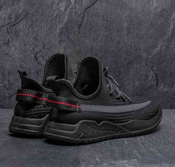 Кросівки в стилі AD!DAS Чорні Адідас Жіночі Ізі Буст (розміри: 41) - 62-2 Дніпро