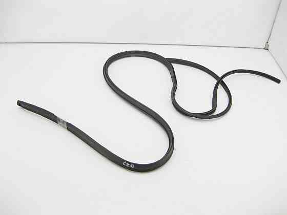 Mercedes-Benz  A2206903998 Ущільнювач над лівими дверима long S-Class W220 Одеса