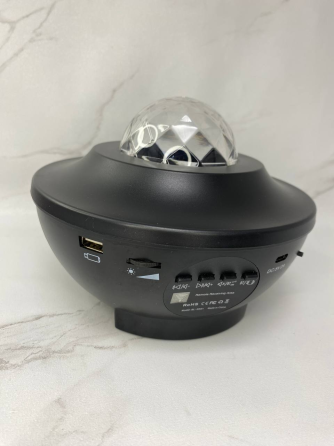 Б/В Ночник-проектор звездного неба Galaxy Star LED с Bluetooth-колонкой, световые эффекты, USB-C Киев