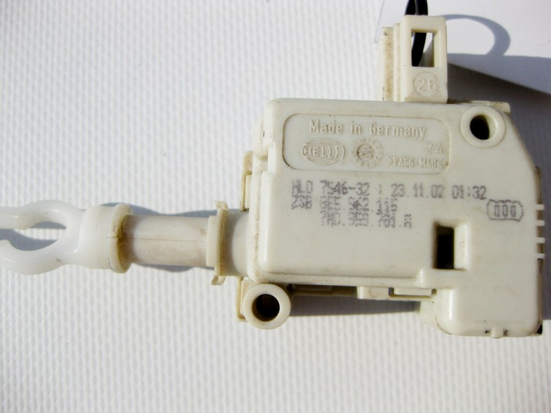 Audi  8E5962115B Привід центрального замку багажника Audi A2 A4 Одеса - фото 9