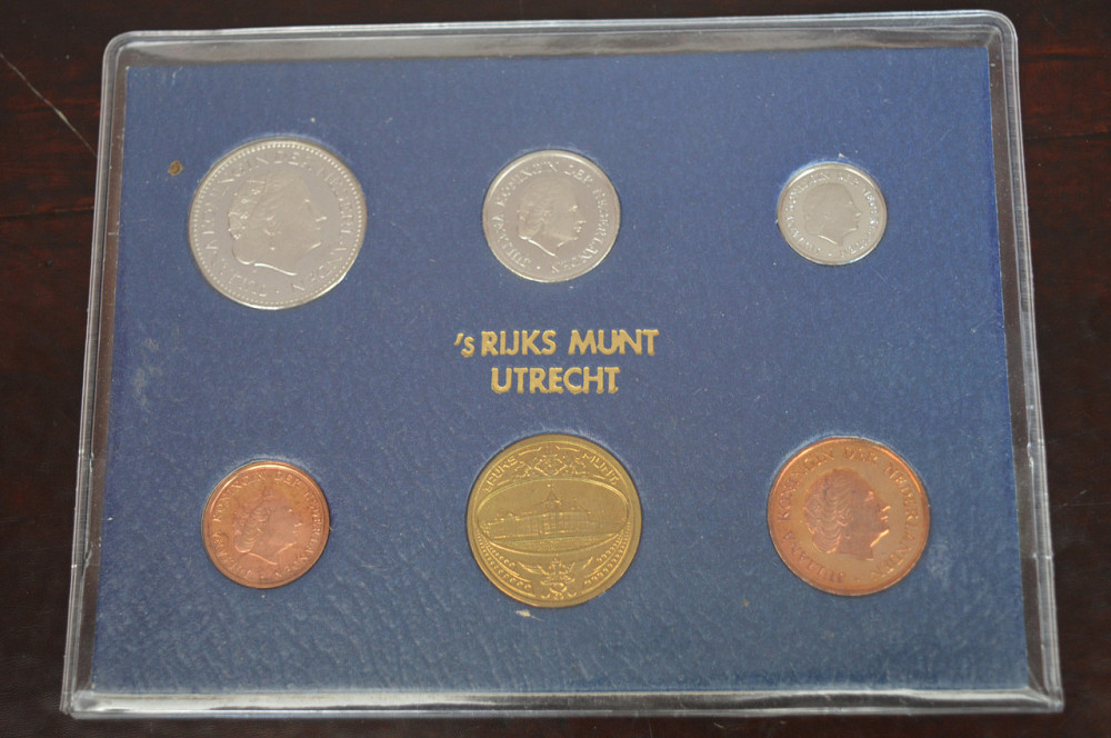 Мінт сет Нідерландів, 1977 рік Полтава - фото 1