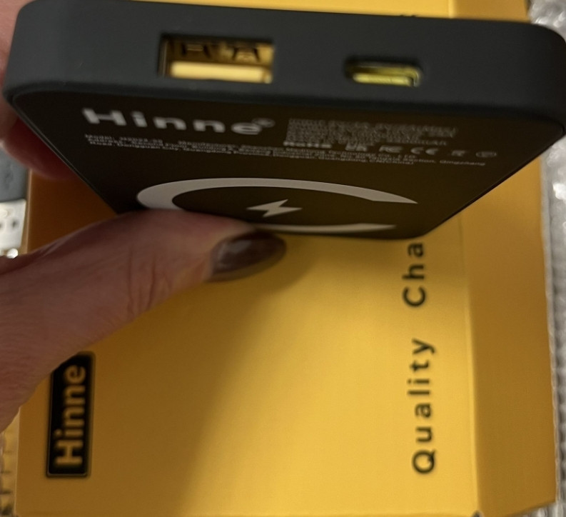 Магнитный павербанк 10000mAh. Киев - изображение 1