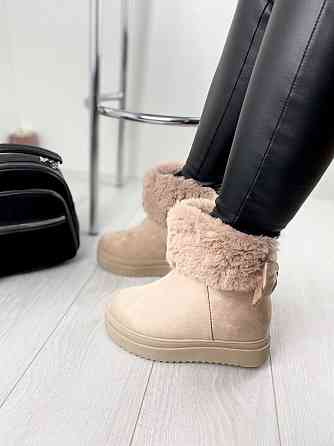 Женские черевики 8323-20 пудра эко-замша зима высота 18см танкетка 7см (1140) Коломыя