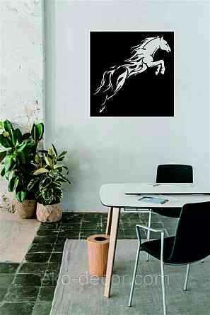 Декоративне настінне Панно «Кінь» Декор на стіну Київ