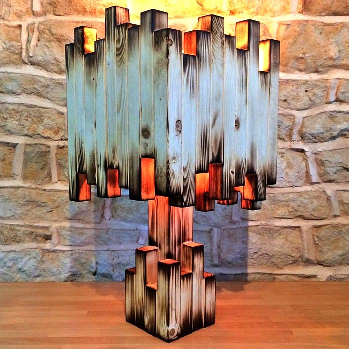 Светильник настольный 