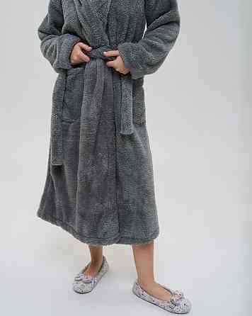 Теплий однотонний жіночий халат Nicoletta Queen — Велюрсофт 94118 L Київ