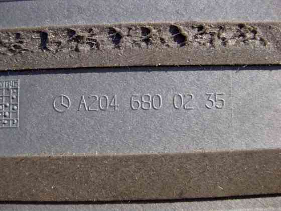 Mercedes-Benz  A2046800235 Хром накладка заднього правого дверного отвору C-Class W204 Одеса