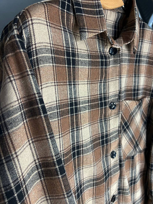 Сорочка жіноча Ariadna 2433 оверсайз подовжена картата тонка фланель в клітинку на гудзиках one size, коричневий, one size Київ - фото 20