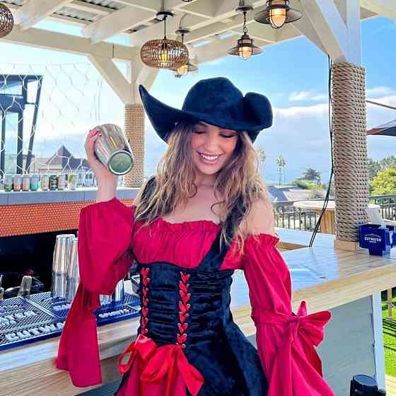 Костюм сексуальной пиратки Leg Avenue Vixen Pirate Wench, 1 предмет, размер L Sex Aura Киев
