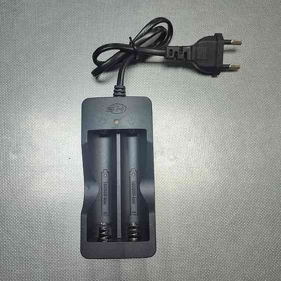 Зарядное устройство на 2х18650 от сети 220V Харьков