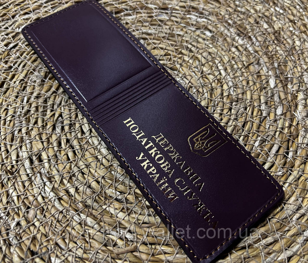 Шкіряна обкладинка  на посвідчення "Державна податкова служба України" (тиснення золотом) Київ - фото 5