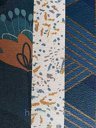 Шпалери вінілові Lutece Melody 51196901 для дитячої абстракції точки мазки журавлини сині коричневі на білому Київ