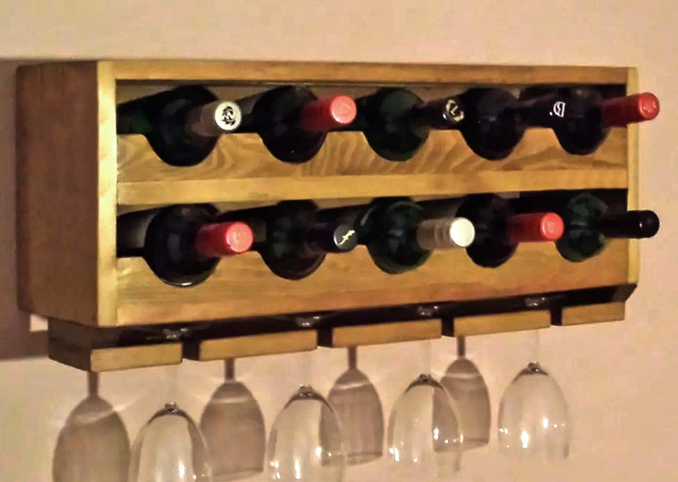 Настенная винная полка 