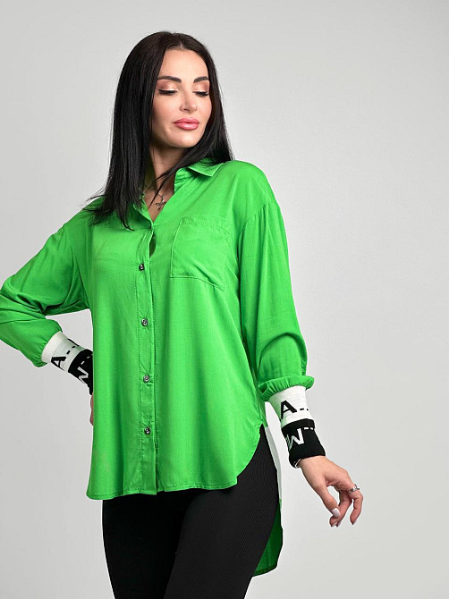 Подовжена жіноча блуза "Michelle" оптом | Норма і батал | Розпродаж моделі Зелений, 46-48 Київ - фото 4