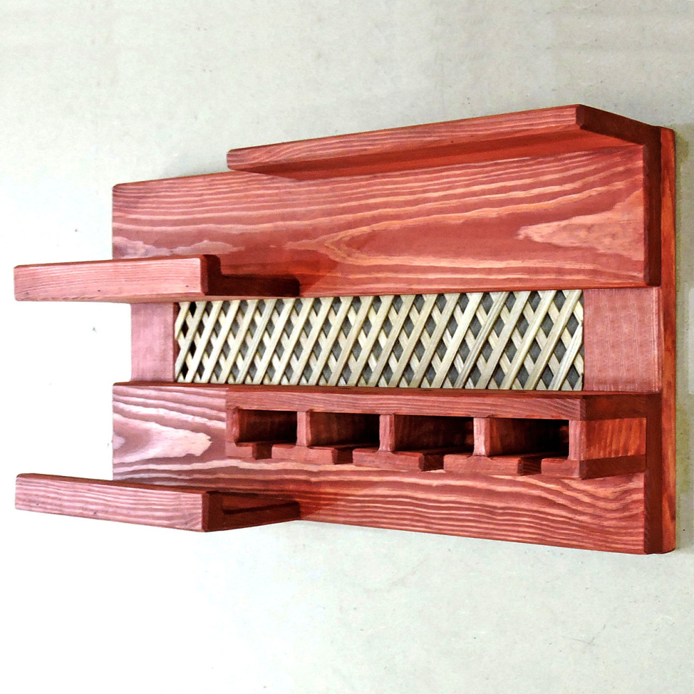 Настенная винная полка 