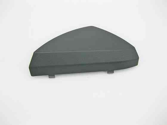 Mercedes-Benz  A2047231208 9051 Пластикова накладка - трикутник чорний передньої правої дверної карти C-Class W204 Одеса