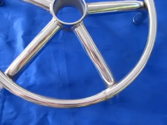 Стілець для майстра манікюру , педикюру і перукаря з спинкою.Білий Київ