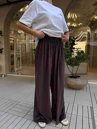 Жіночі базові об'ємні штани в стилі оверсайз турецький велюр Шоколад Одеса