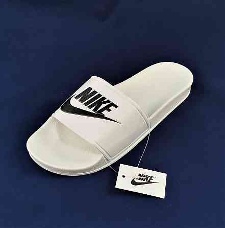 Мужские Белые Шлёпанцы Nike Сланцы Тапочки Найк (размеры: 45) Днепр
