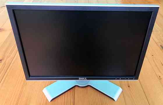 Монитор Dell 17