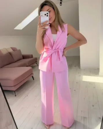 Стильный женский костюм с жилетом и брюками Одесса