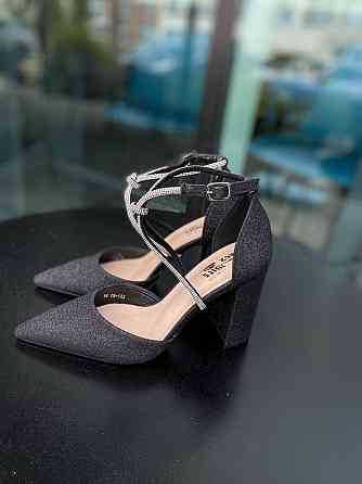 YES MILE Босоніжки жіночі YES MILE LEI-87 чорні (літо, еко-шкіра з напиленням) (5884) Коломия