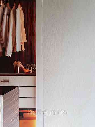 Шпалери метрові вінілові на флізелін Grandeco Poem під штукатурку баранець структурні білі сріблясті Київ