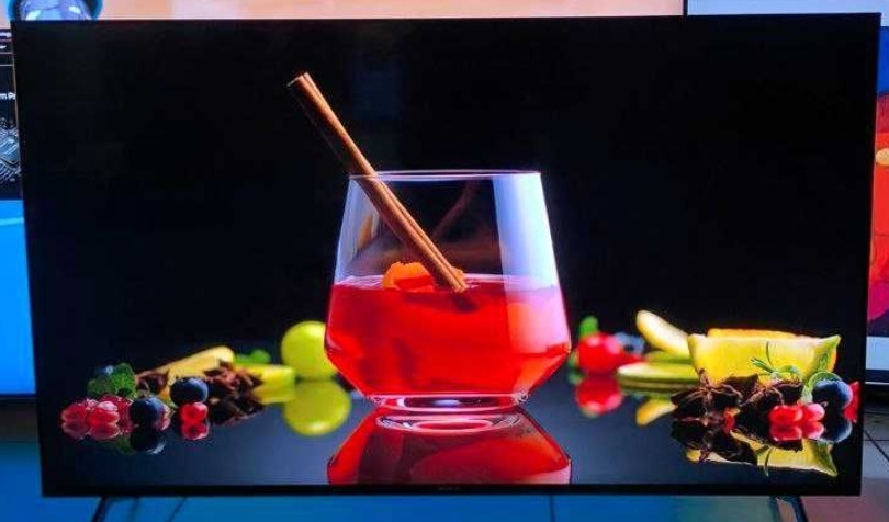 Телевизор Безрамный: 55