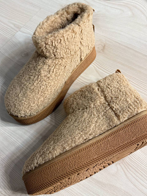 Угги женские Hengji 37-2 с мехом тедди на платформе бежевые, 36, 23 см Киев - изображение 12