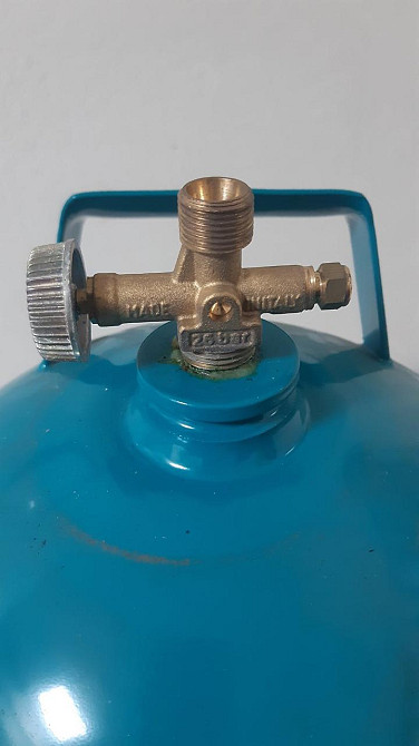 Газовий балон туристичний від чеського виробника "VitkoviceMilMet" на 5 кг газу (12 л) різьба 3/8" Стрий - фото 2