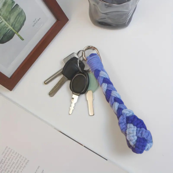 Набор макраме для рукоделия и плетения брелока для ключей и аксессуаров 17.3х3.5см трёхцветный синий Каменец-Подольский