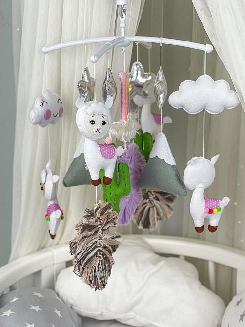 Музичний мобіль WoollyFox «Лама-бохо» з 35 мелодіями Київ - фото 3