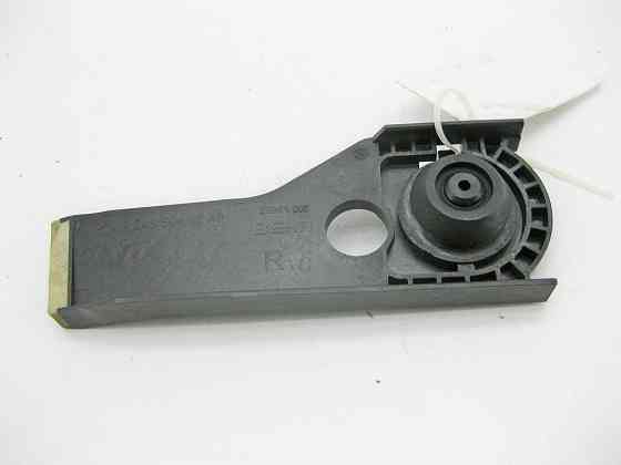 Mercedes-Benz  A2465040240 Утримувач радіатора правий нижній CLA Shooting Brake X117 CLA C117 GLA X156 A-class W176 B-class W242 B-class W246 Одесса