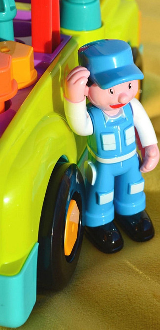 Машинка Конструктор с инструментами Музыкальная, Свет, открыв капот. Харьков - изображение 1