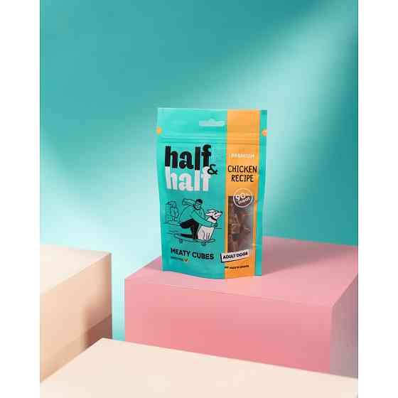Лакомства для собак Half&Half в форме мясных кубиков с курицей, 100 г Винница
